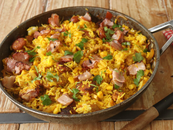 Arroz con costilla paisa