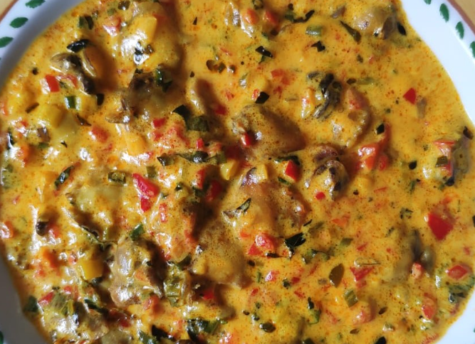 Piangua con Coco y Ají Dulce