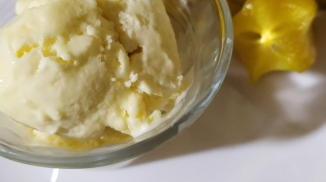 Helado de Carambolo Isleño